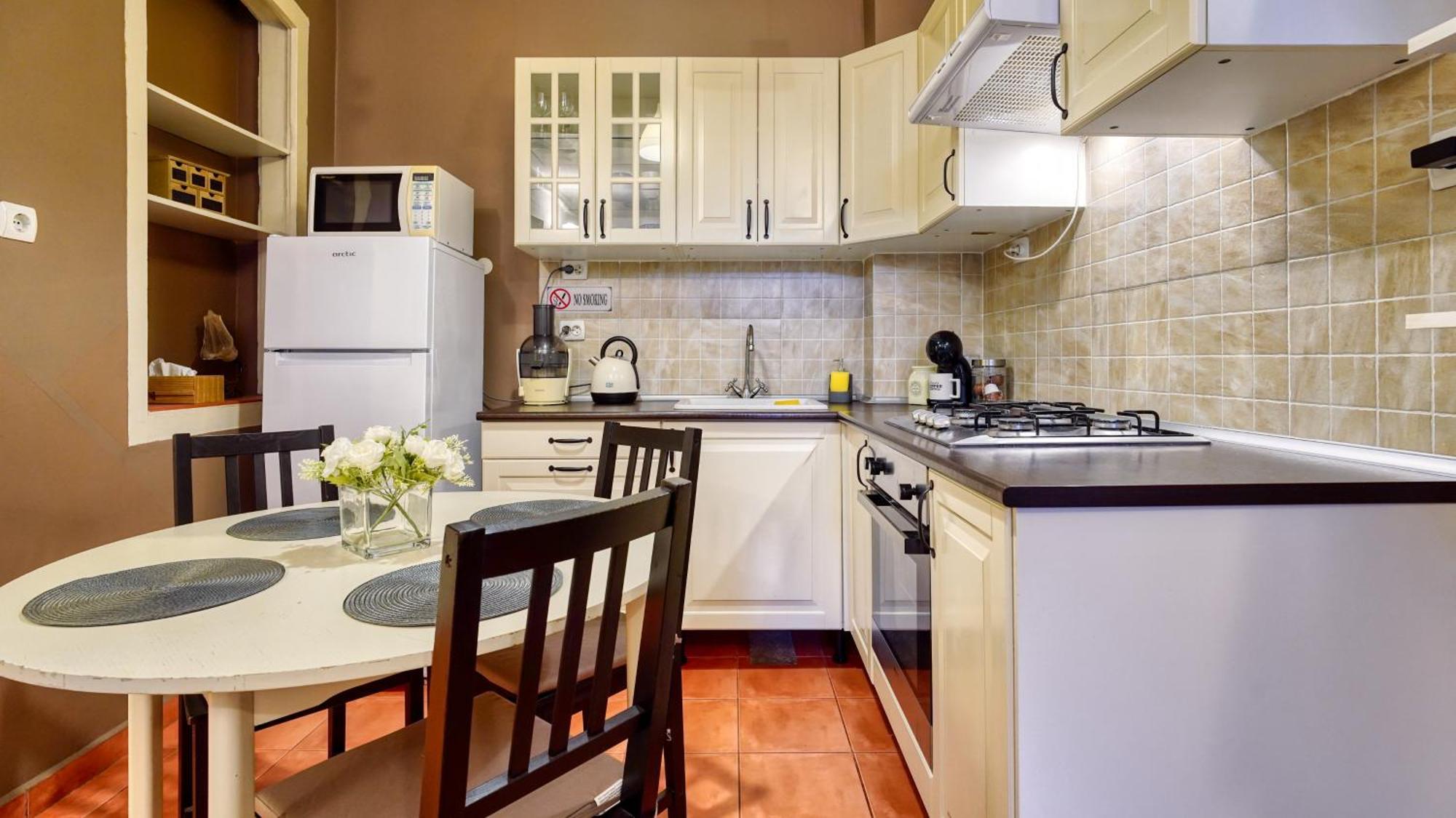 Intimo Oldtown Romantic Apartment Braszów Zewnętrze zdjęcie